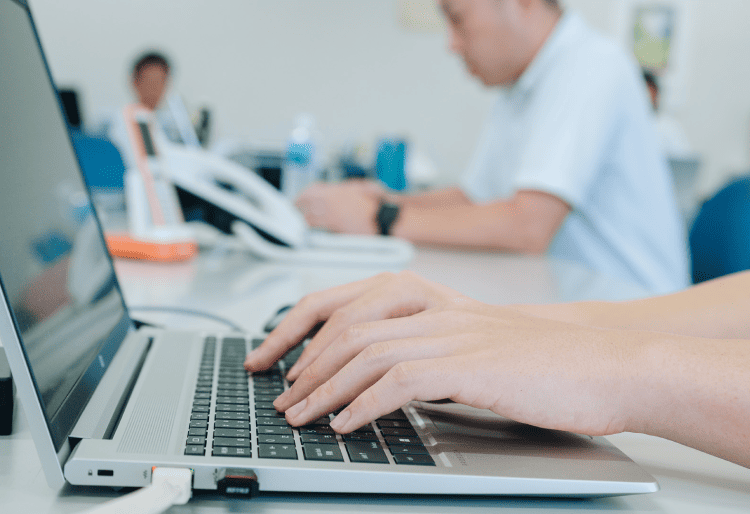 株式会社オヅ商会の社内の様子