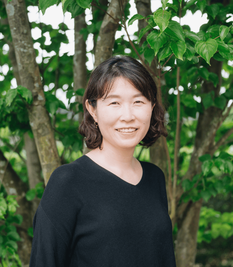 代表者の小津 里樹